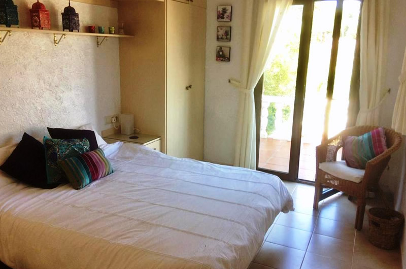 rent a family villa calpe spain