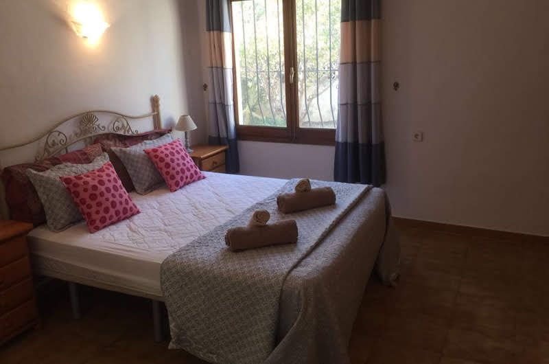 rent a family villa calpe spain